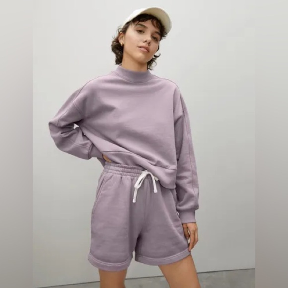 Everlane The Track Cropped Oversized Sweatshirt in Dusty Lavander